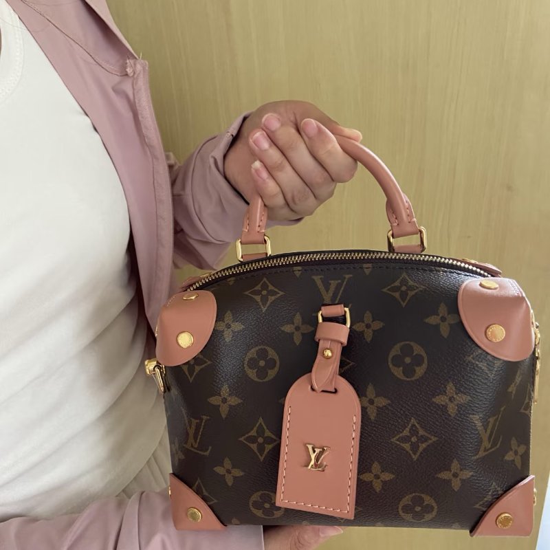 LV petiteMalle Souple八角拼色軟盒手提斜背包20*14*7.5 98新配件塵袋購證-1