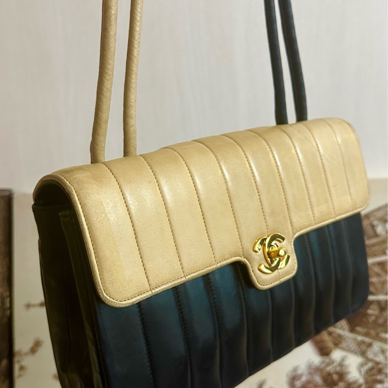 🩵MYMluxurybag🩵 Chanel 古董袋 全皮袋 米黑雙色-4