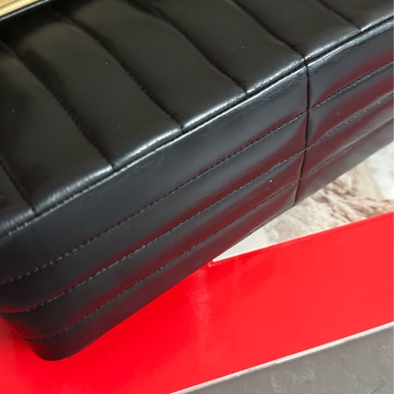 🩵MYMluxurybag🩵 Chanel 古董袋 全皮袋 米黑雙色-10