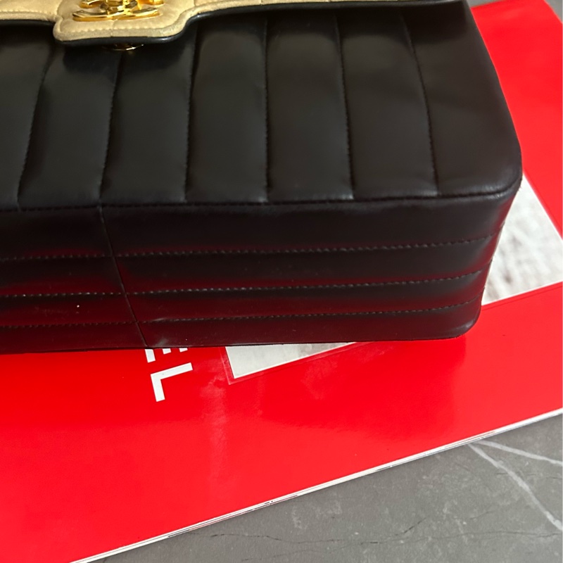 🩵MYMluxurybag🩵 Chanel 古董袋 全皮袋 米黑雙色-12