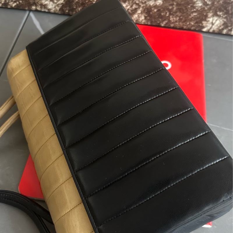 🩵MYMluxurybag🩵 Chanel 古董袋 全皮袋 米黑雙色-19