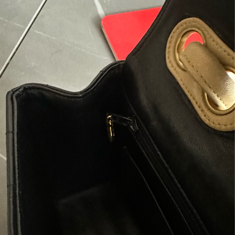 🩵MYMluxurybag🩵 Chanel 古董袋 全皮袋 米黑雙色-26