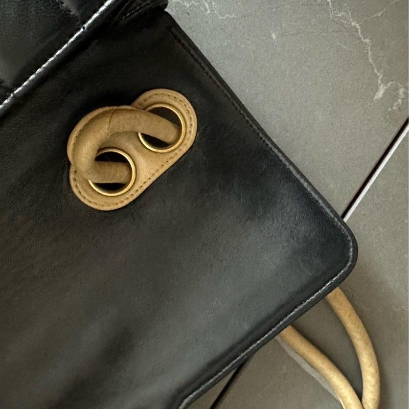 🩵MYMluxurybag🩵 Chanel 古董袋 全皮袋 米黑雙色-43