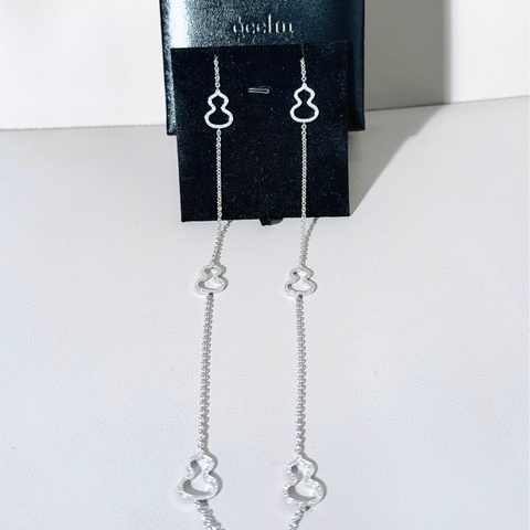 Qeelin 麒麟 18K 白金滿鑽葫蘆毛衣鏈