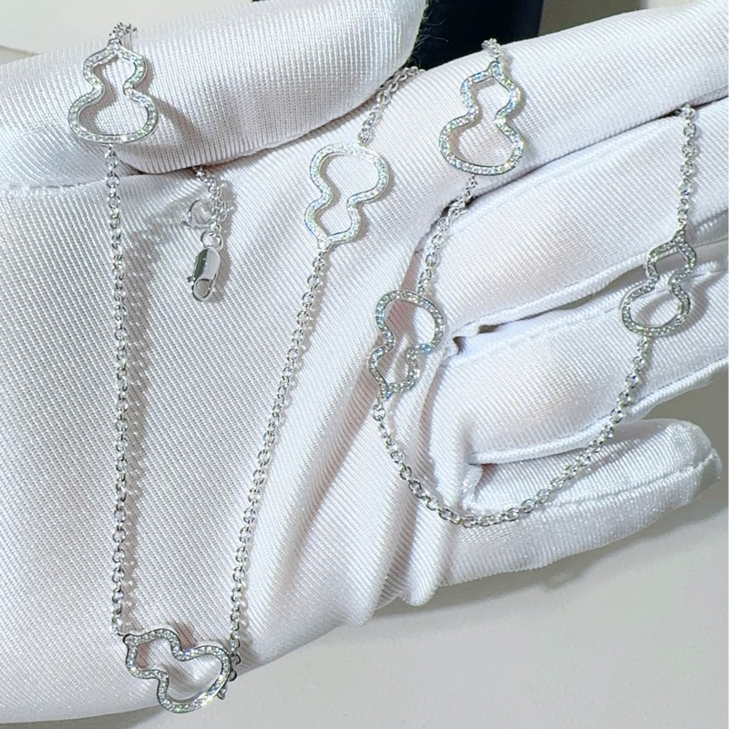 Qeelin 麒麟 18K 白金滿鑽葫蘆毛衣鏈-1