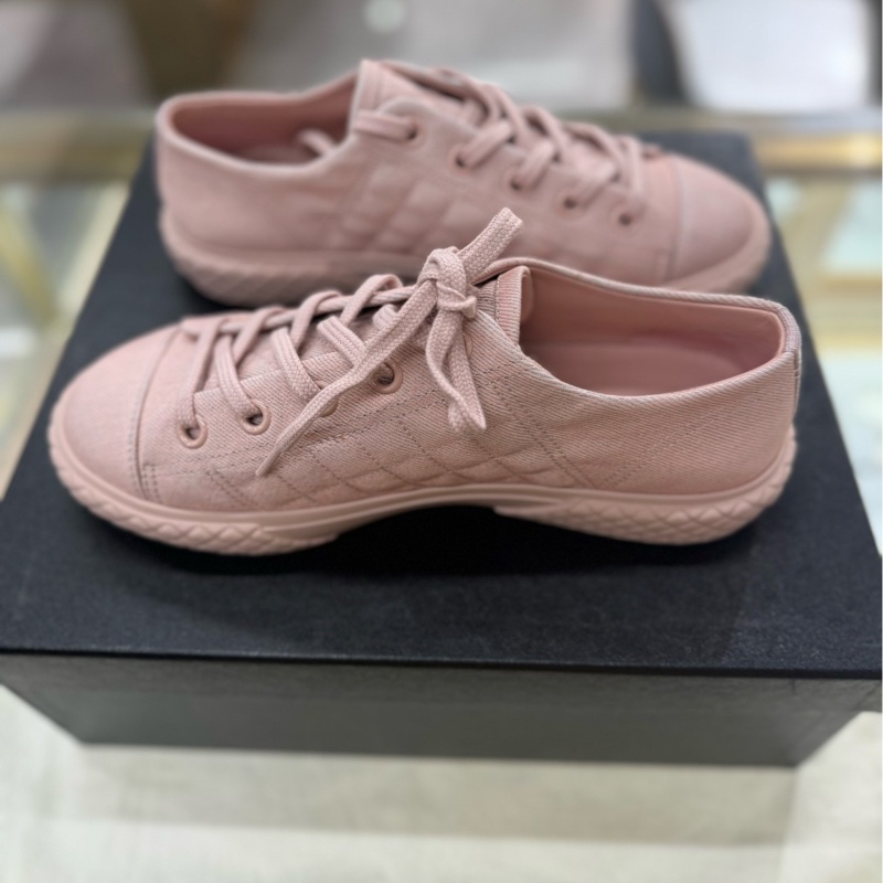 閒置未使用 Chanel/香奈兒粉色餅乾鞋+尺寸38碼 帆布材質板鞋-4