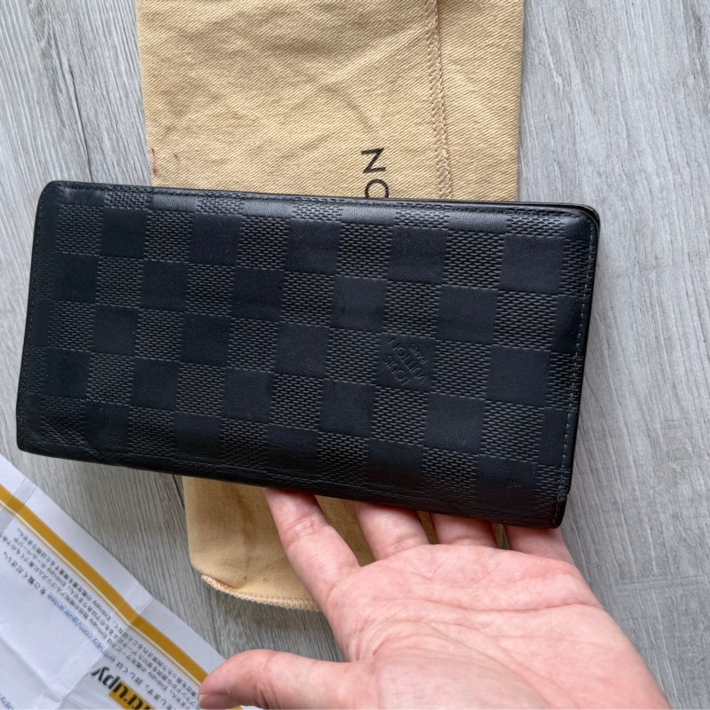 LV 黑格紋牛皮壓紋長夾Louis Vuitton-3