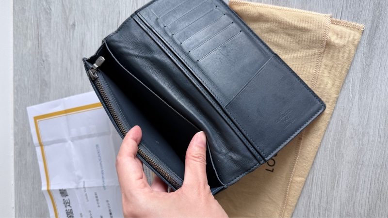 LV 黑格紋牛皮壓紋長夾Louis Vuitton-14