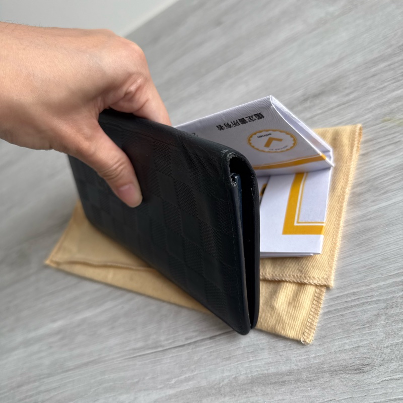 LV 黑格紋牛皮壓紋長夾Louis Vuitton-23