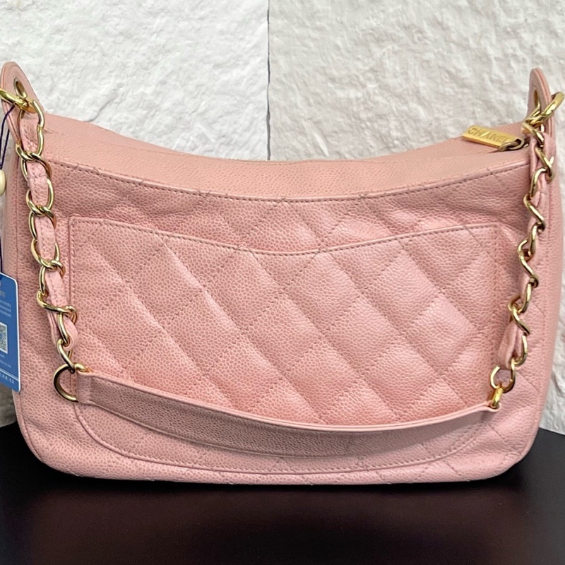 Chanel香奈兒 櫻花粉荔枝皮hobo單肩腋下包 7開 Jennie同款 荔枝紋牛皮包身➕粉色金鍊 簡約又有辨識度 尺寸:28x19x9cm-3