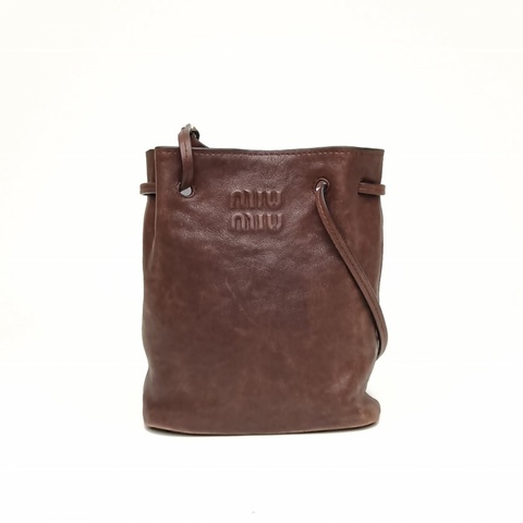 MIUMIU 咖啡色羊皮Nappa迷你抽繩水桶包