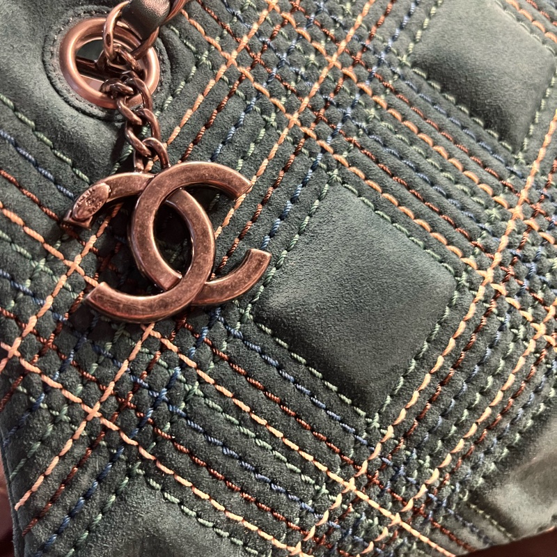 Chanel 經典手提肩背包 全新-6