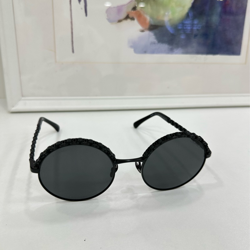 Chanel 香奈兒 皮穿鏈logo圓形墨鏡-1