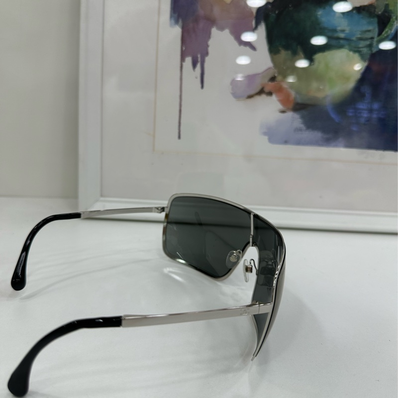 Chanel稀有款滿logo ,y2k千禧辣妹 彈幕logo擋風滑雪墨鏡-2