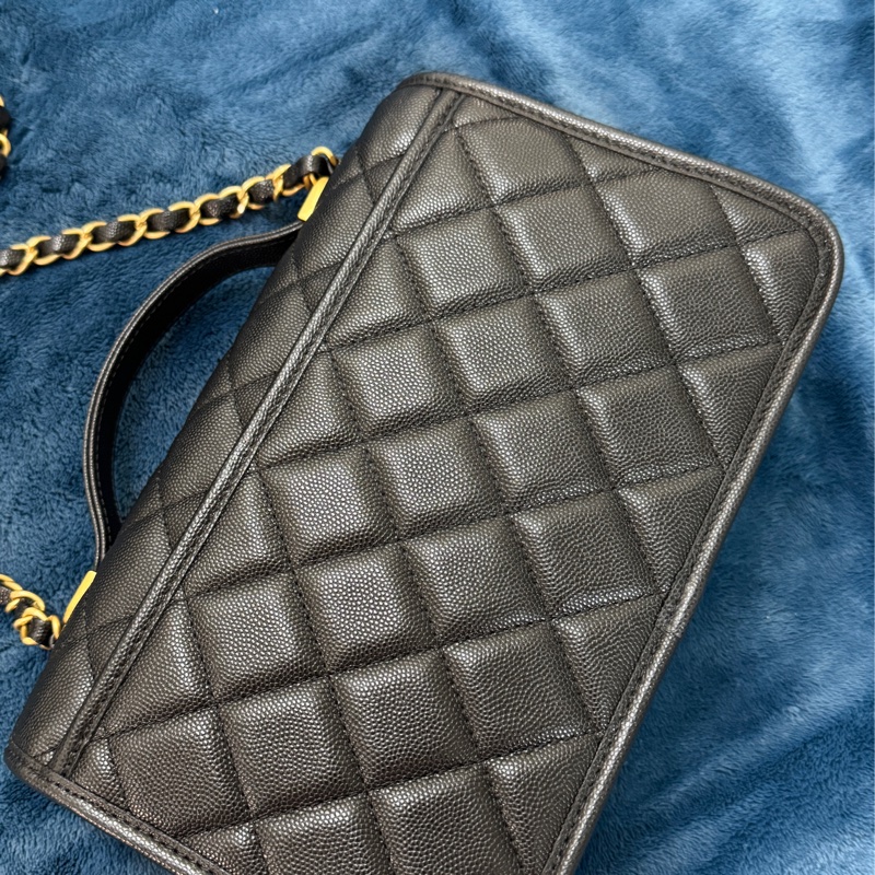 CHANEL 22K 小香郵差翻蓋  / Flap Messenger款（經典菱格＋CC扣＋鏈條皮穿鍊）-3