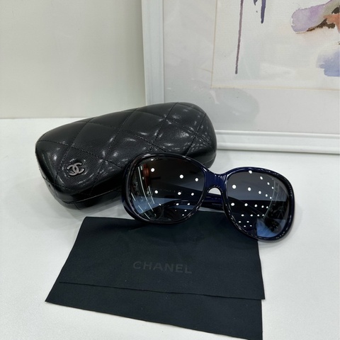 Chanel香奈兒 山茶花墨鏡 墨鏡