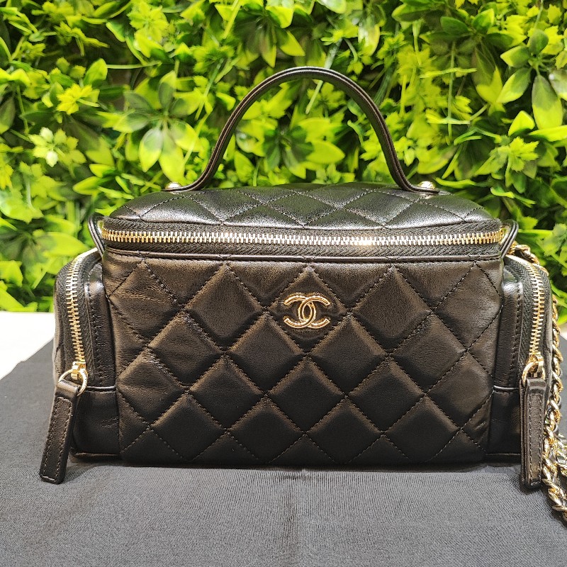 Chanel Vanity Case AS5222-7