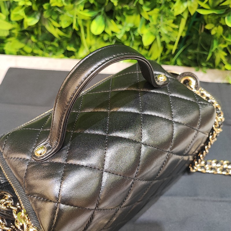 Chanel Vanity Case AS5222-26