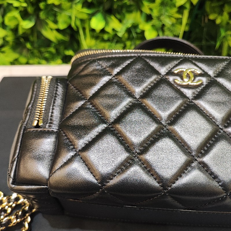 Chanel Vanity Case AS5222-30
