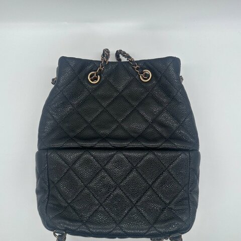 CHANEL 魚子醬皮革水桶後背包