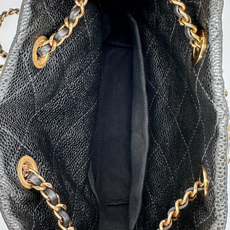 CHANEL 魚子醬皮革水桶後背包-5