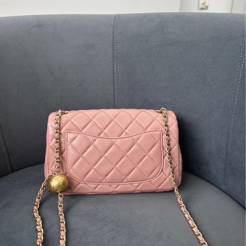 春天少女感💕Chanel香奈兒玫瑰少女粉金菱格紋cf大mini金球單肩斜挎包-11
