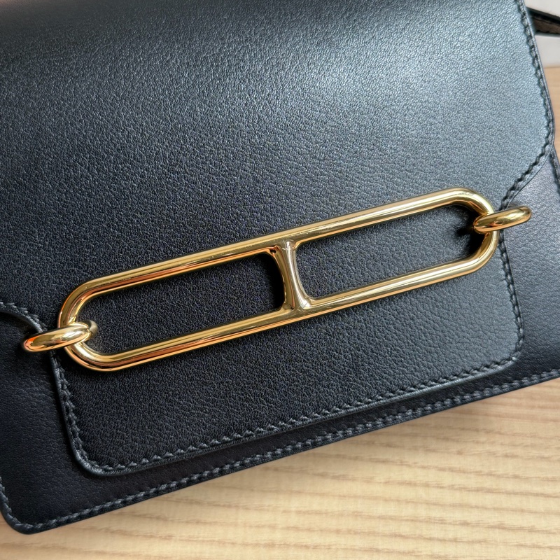 Hermes 黑金 Roulis mini 19豬鼻子包-7