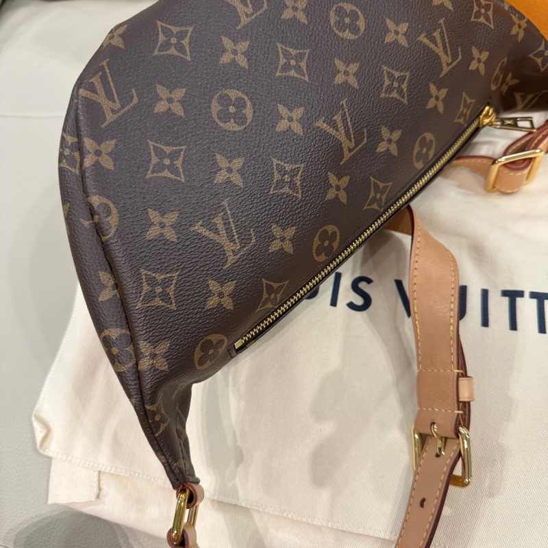 LV Bumbag 停產絕版老花胸腰包 M43644-20