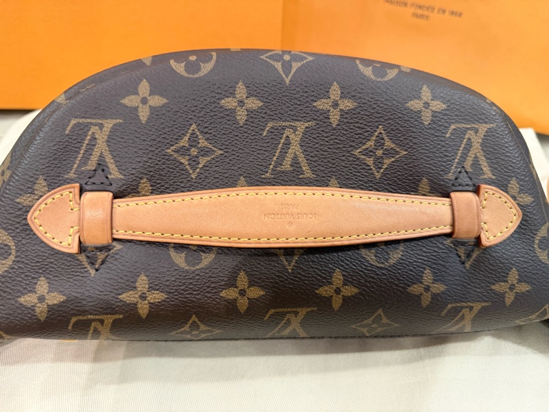LV Bumbag 停產絕版老花胸腰包 M43644-40