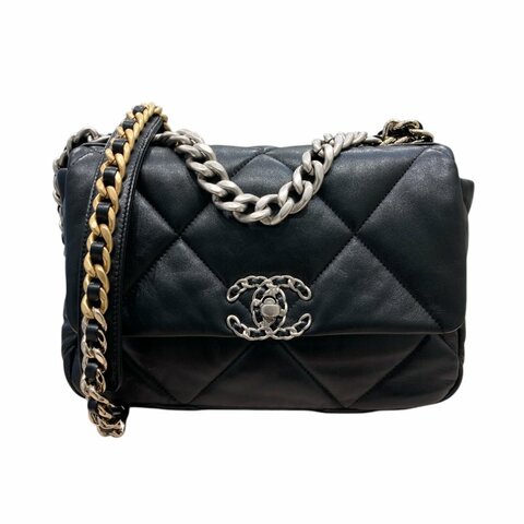 CHANEL 香奈兒 19 BAG 小號 翻蓋肩側背包 亮面小羊皮 黑色 銀釦