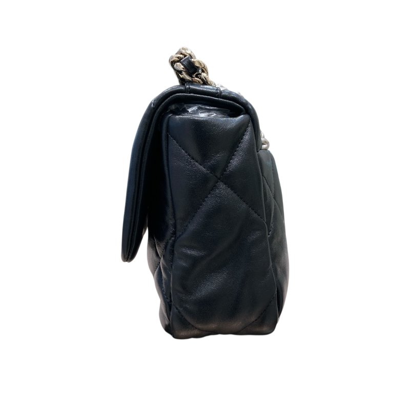 CHANEL 香奈兒 19 BAG 小號 翻蓋肩側背包 亮面小羊皮 黑色 銀釦-3