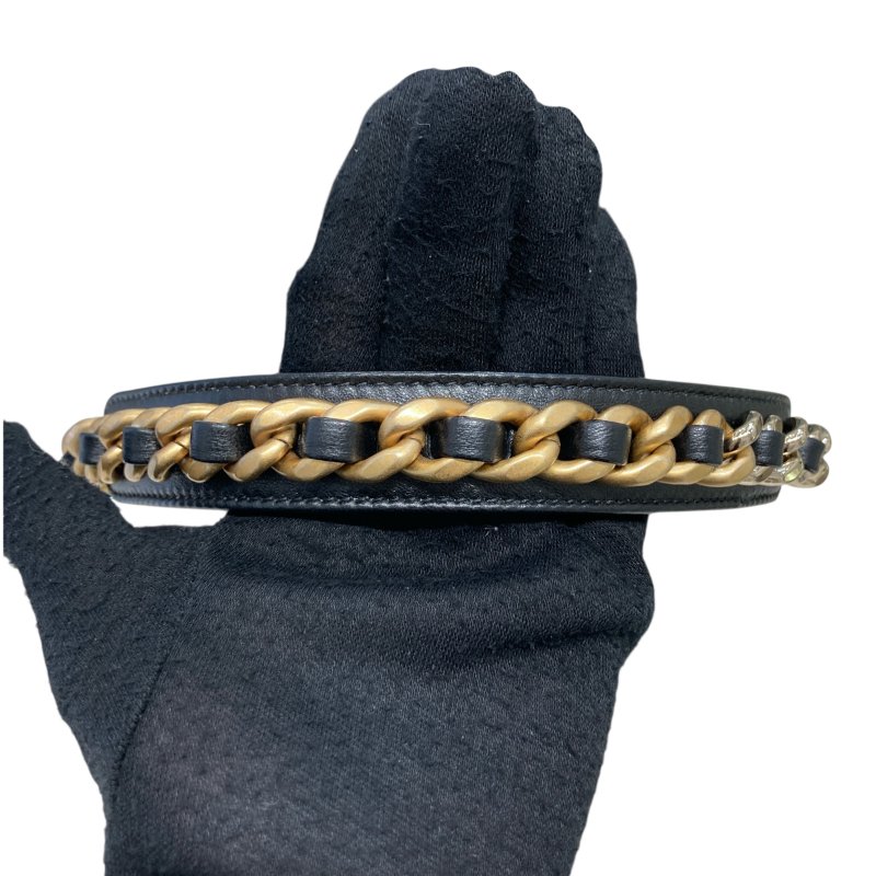 CHANEL 香奈兒 19 BAG 小號 翻蓋肩側背包 亮面小羊皮 黑色 銀釦-12