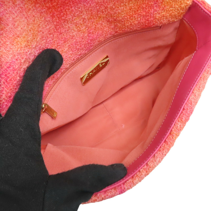 桃粉色 毛呢 CHANEL 19 26cm 肩背包 金釦【CHANEL 香奈兒】 AS1160-4