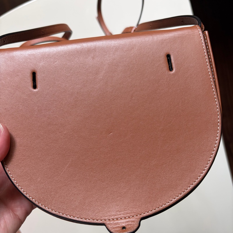 Loewe heel pounch small咖啡色肩背包-20