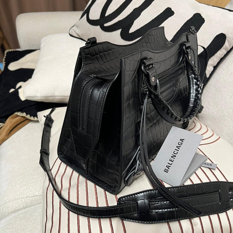 BALENCIAGA Neo Classic City 2 way bag-1