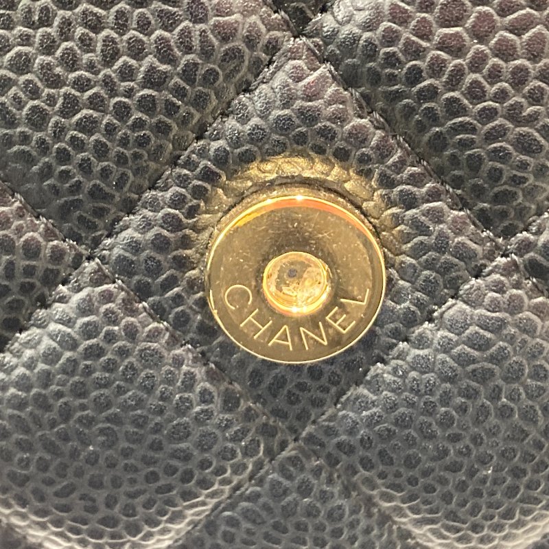 CHANEL 香奈兒 WOC翻蓋包 鍊帶肩背包 荔枝皮 黑色 金扣-18