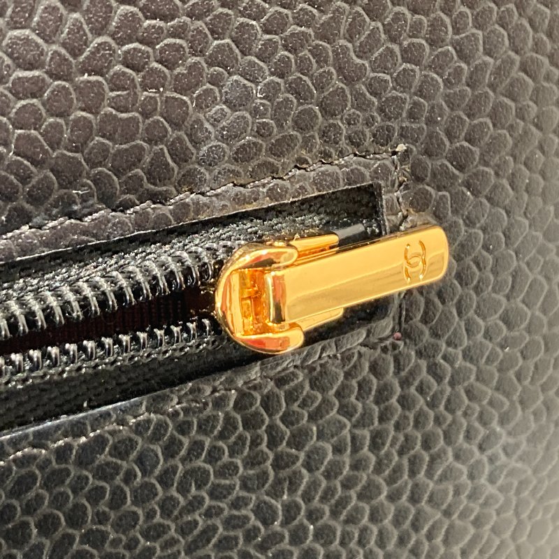 CHANEL 香奈兒 WOC翻蓋包 鍊帶肩背包 荔枝皮 黑色 金扣-19