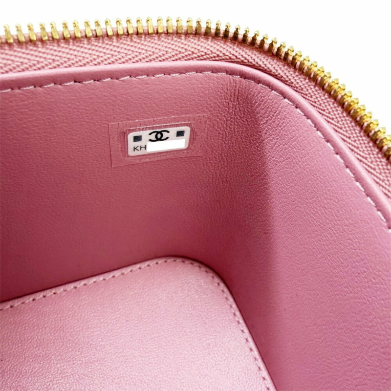 香奈兒粉紅絎縫小羊皮化妝包,飾有Coco標誌 - 女士-14