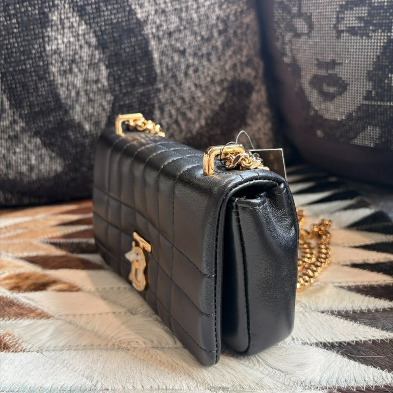 BURBERRY  LOLA 皮革迷你鏈袋包 黑-5