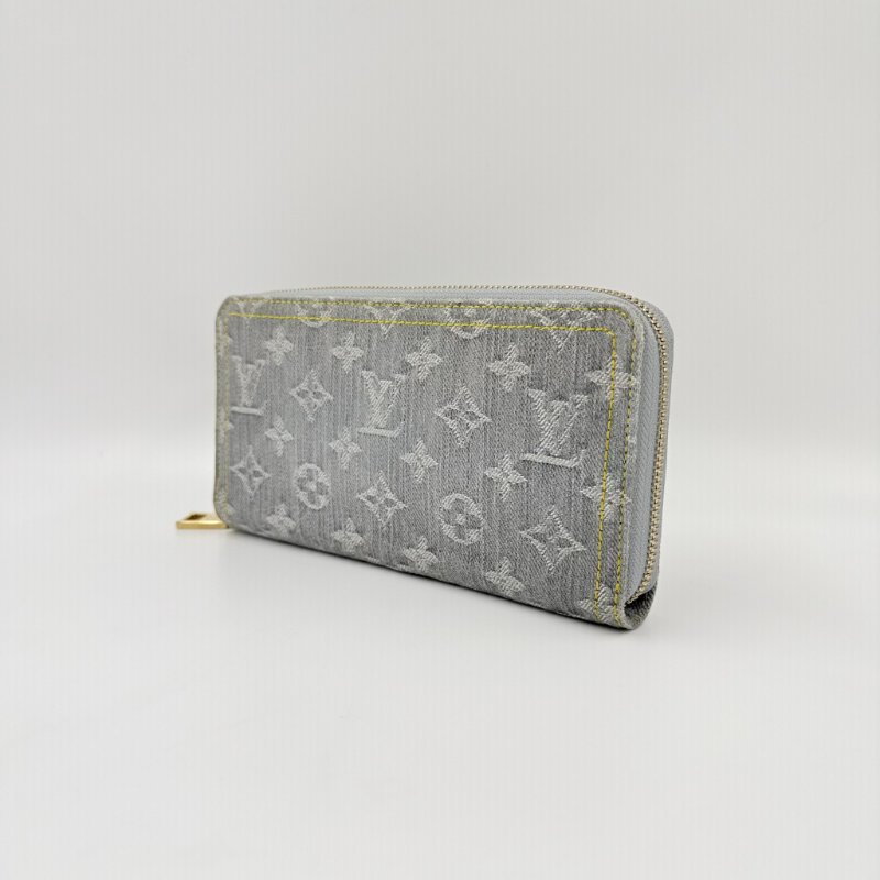 Louis Vuitton -灰藍色牛仔淡金釦Nautical拉鍊長夾-4