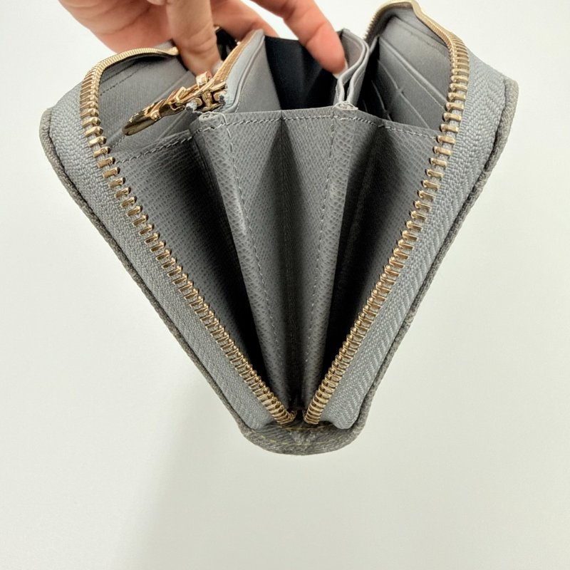 Louis Vuitton -灰藍色牛仔淡金釦Nautical拉鍊長夾-18