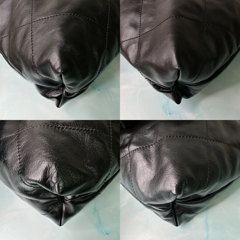 CHANEL 中號黑字22肩背包-8