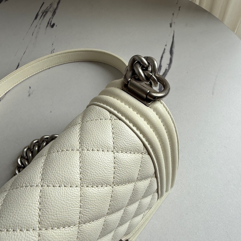 香奈兒boy 20 白色氣質-11