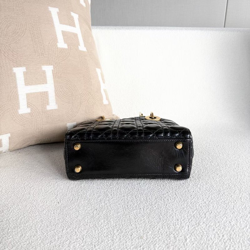 ️Dior lady四格黛妃包 黑色 金扣20*17*8  99新配件徽章肩帶塵袋-4