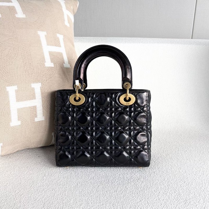 ️Dior lady四格黛妃包 黑色 金扣20*17*8  99新配件徽章肩帶塵袋-5
