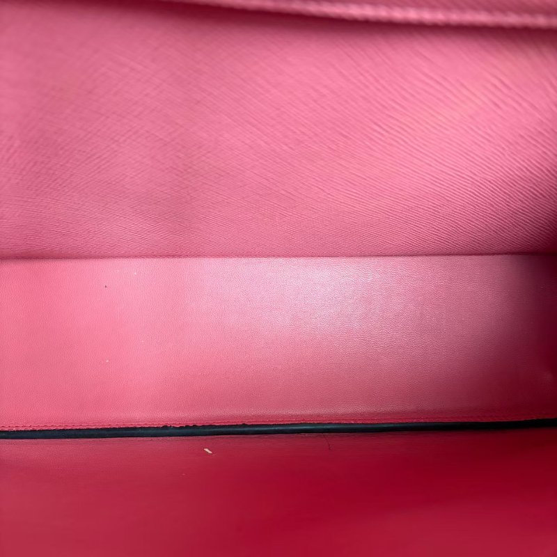 Prada Saffiano殺手包  粉色 金扣36*27*18 99新配件塵袋 保卡 肩帶 說明書-7