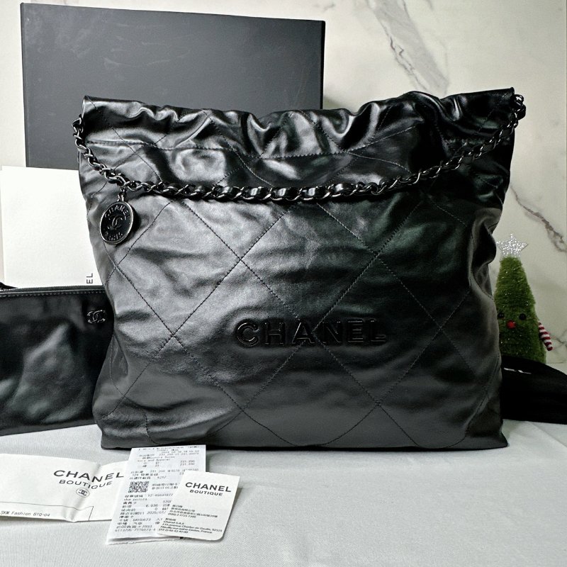 CHANEL 中款黑字22包-0
