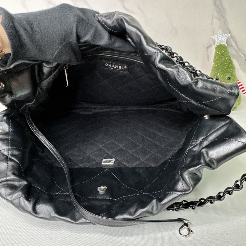 CHANEL 中款黑字22包-4