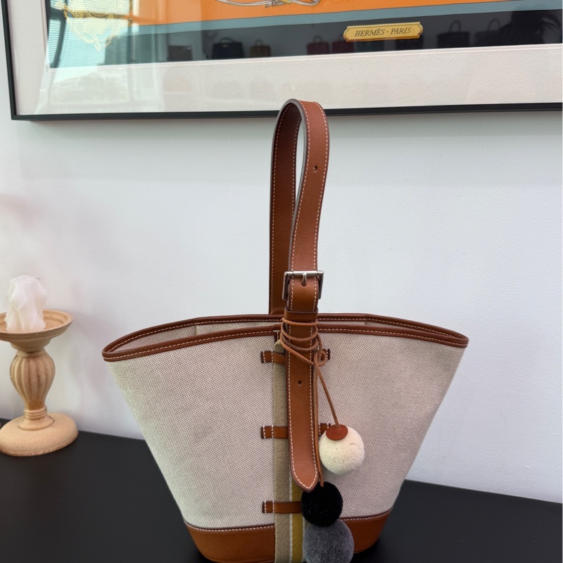 Hermes 愛馬仕菜籃子vintage馬鞍皮拼帆布-1