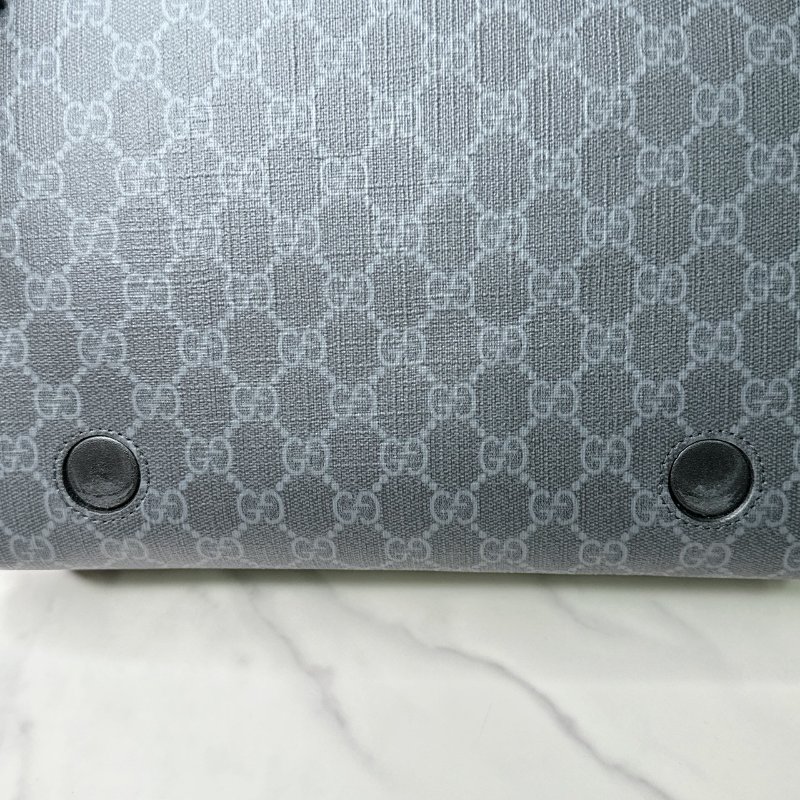 GUCCI 老花磁吸掀蓋郵差包-6